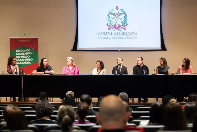 Agência ALESC  Projeto da Escola do Legislativo será apresentado