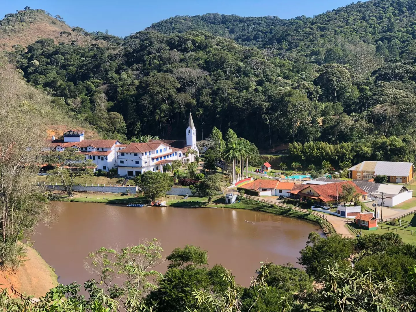 Hotel Fazenda Santa Bárbara é premiado no Top Hotel 2023