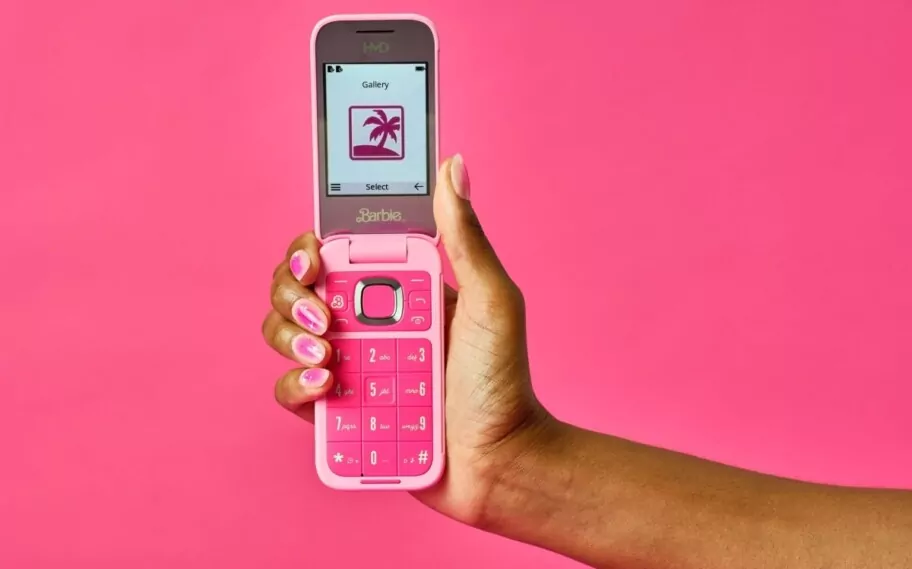 Nokia e Mattel Lançam Celular da Barbie em Parceria Inédita