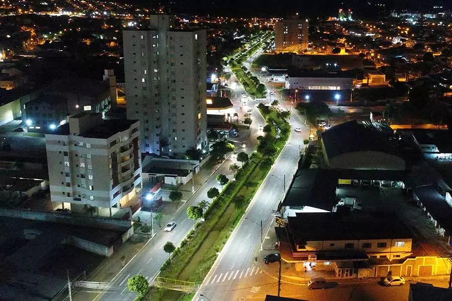 Primavera tera iluminação toda em LED - muito melhor