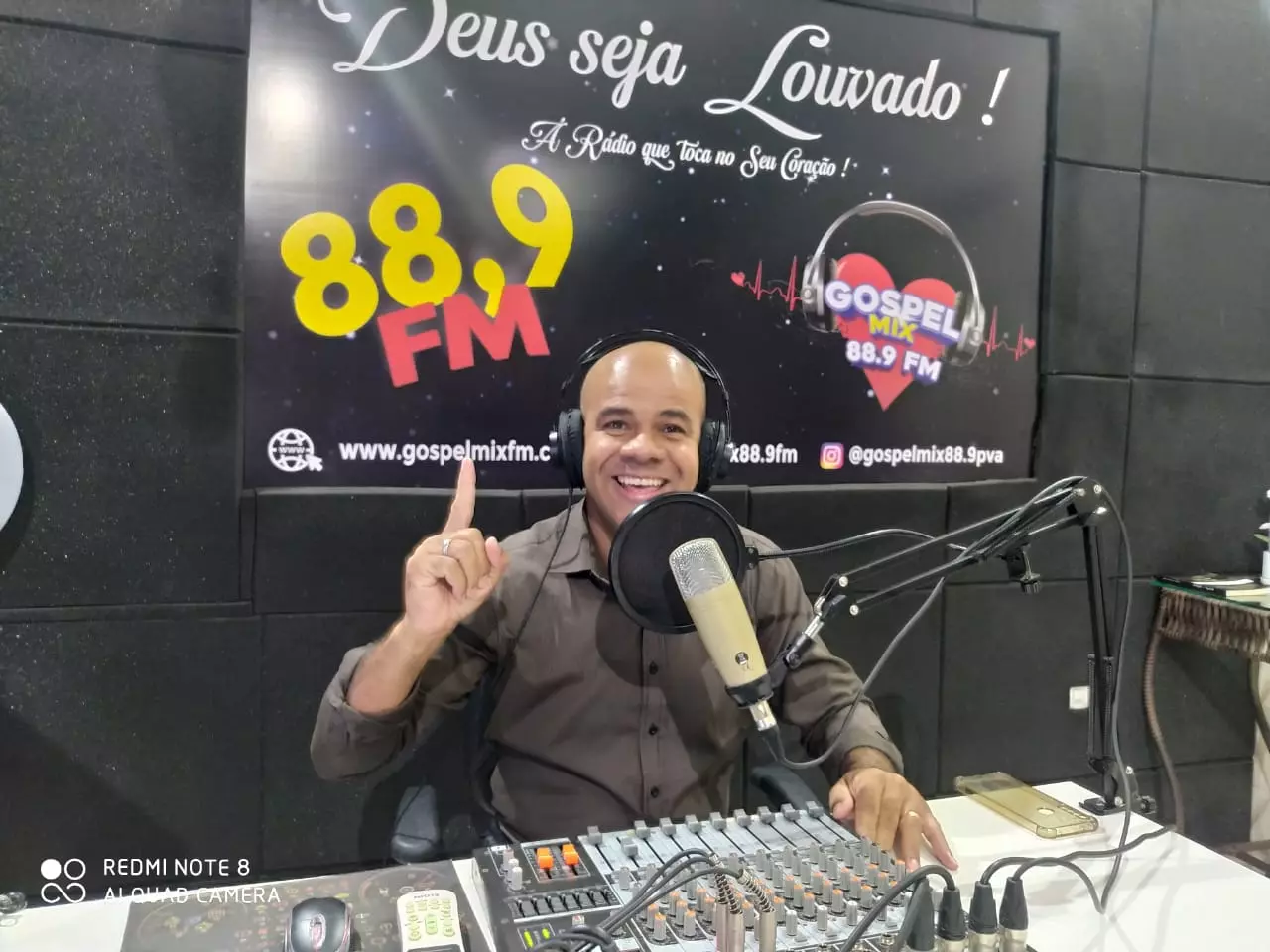 LEANDRO MARINHO UM BOM NOME DA TV E DO RADIO - AGORA PRÉ-CANDIDATO