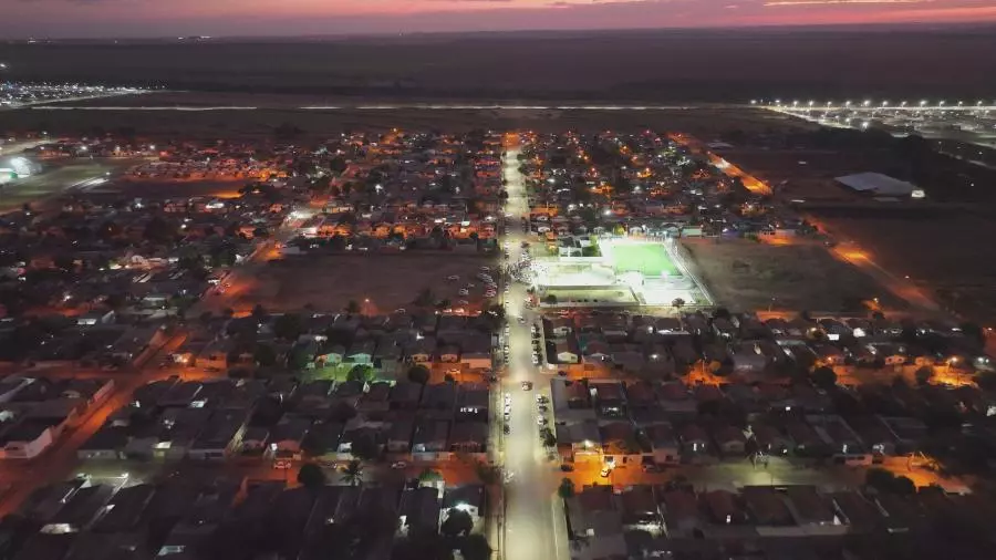 refeitura investe em iluminação pública e cidade chega ao marco de 100% das lâmpadas em LED