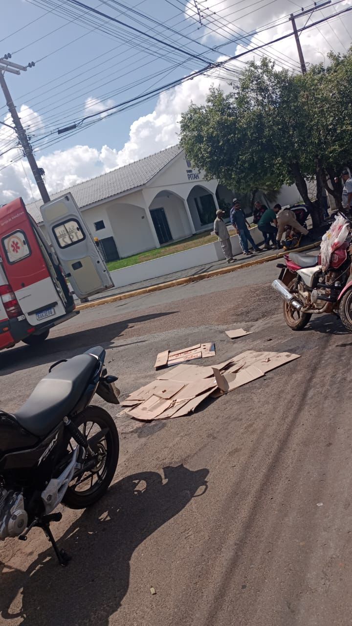 Bony Araujo - Acidente envolveu duas motocicletas na tarde desta quinta-feira (31), em Primavera do Leste.