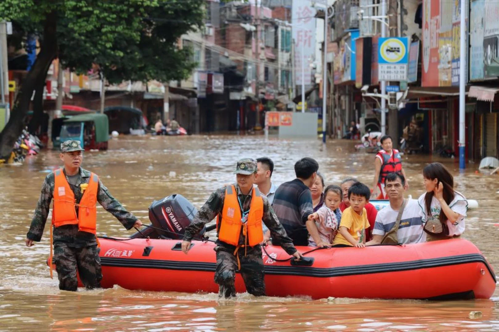 CHINA: redução das enchentes, mais uma das conquistas da revolução