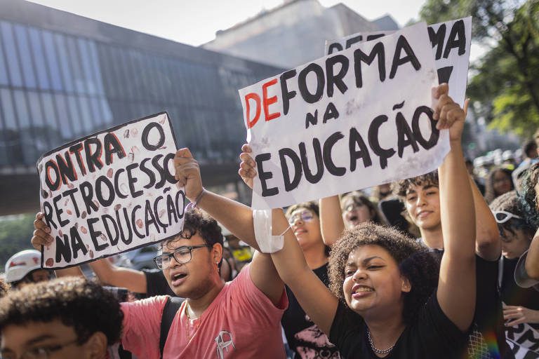 O Novo Ensino Médio aprovado pelo Congresso Nacional é contra o povo brasileiro