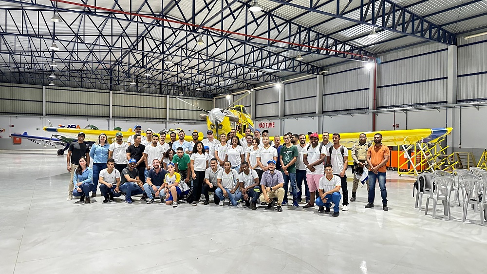 Estudantes do IFBA visitam ABA - Manutenção de Aeronaves em parceria com a Abapa para conhecer o setor agrícola e suas oportunidades