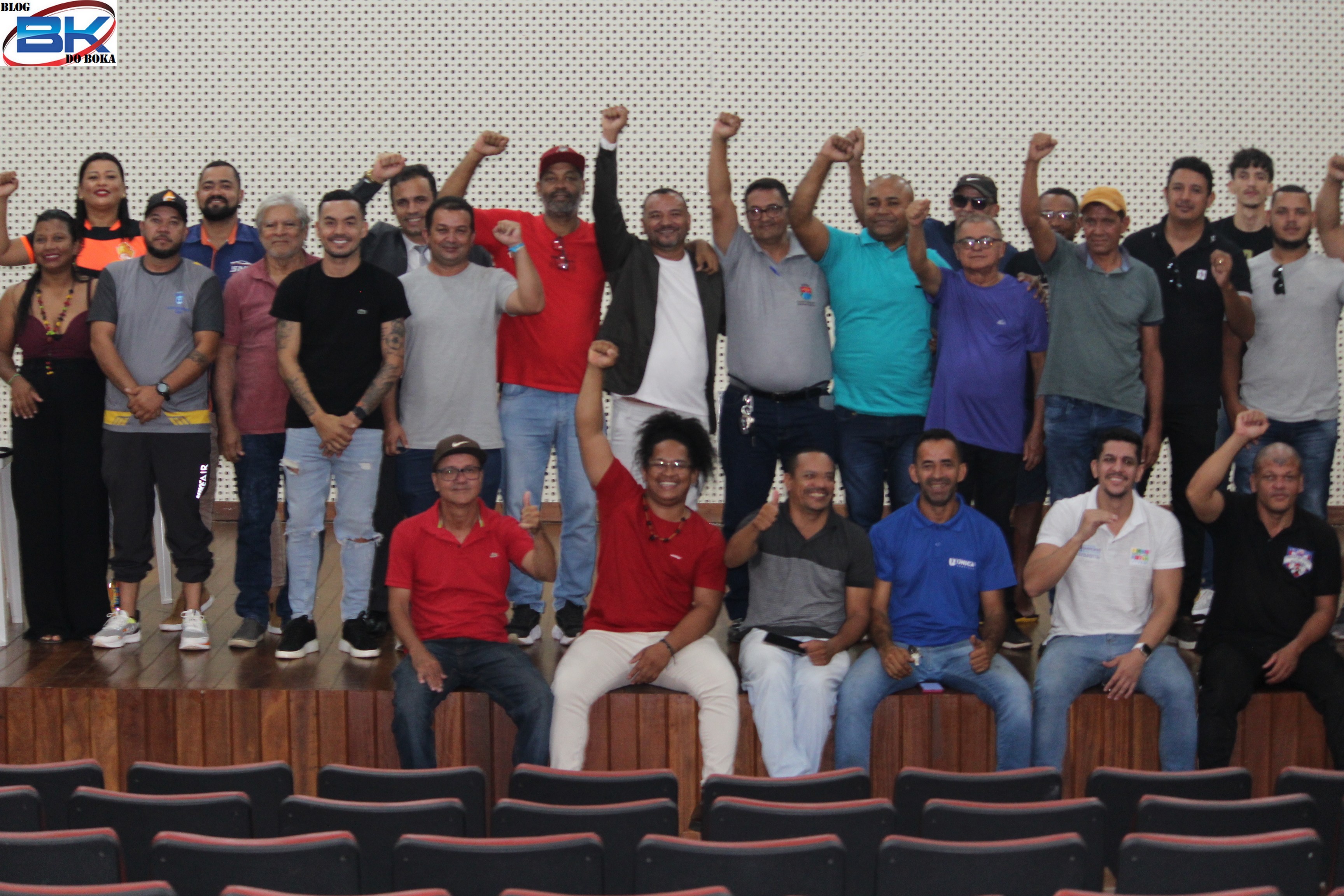 TODAS AS FOTOS DA REUNIÃO DA UNIÃO DAS LIGAS DO OESTE DA BAHIA ( ULOB)