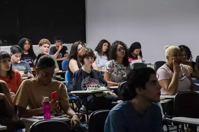 Em três dias, mil inscritos contestam prova da Fapec