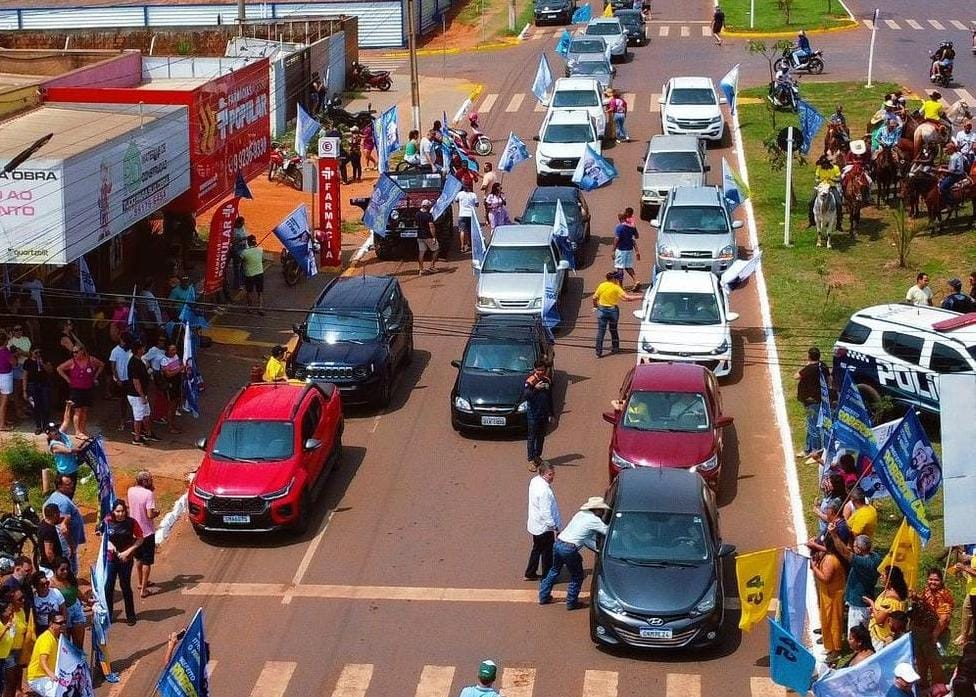 Carreata tucana atrai mais de 800 veículos na reta final da campanha