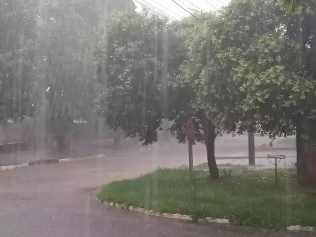 Na primeira quinzena de dezembro, chuva superou esperado para o mês em 7 cidades