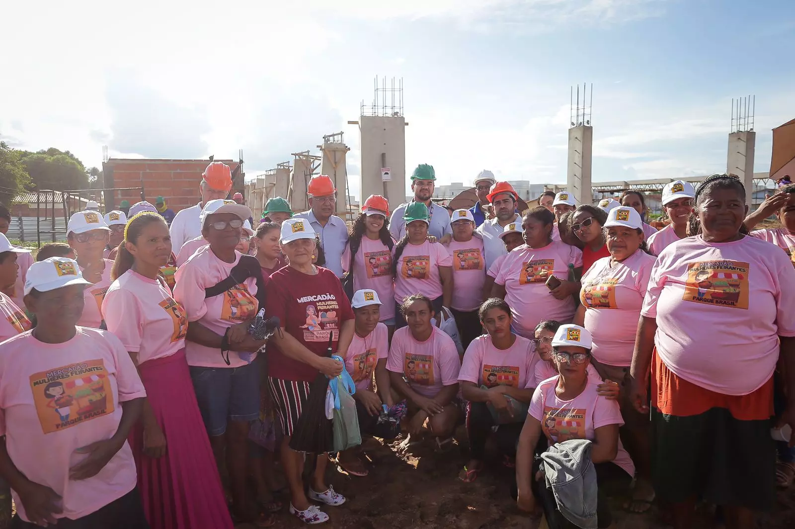 Teresina: Dr. Pessoa vistoria obra do Mercadão das Mulheres no Parque Brasil