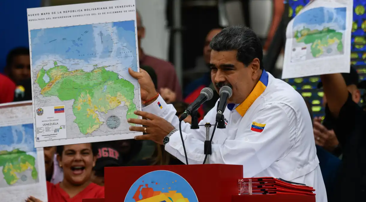 Para Brasil, eleição questionável impõe freio a Maduro em Essequibo