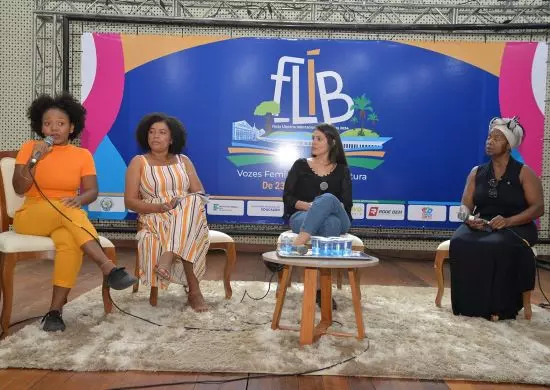 Mulheres na literatura: Escritoras e literatas brilham na VII Festa Literária Internacional de Barreiras