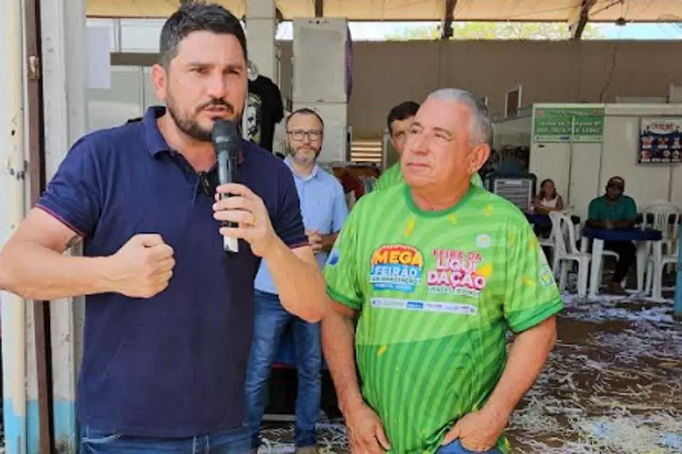 Sucesso da feira da liquidação e mega feirão da habitação é celebrado por Jean Mendonça