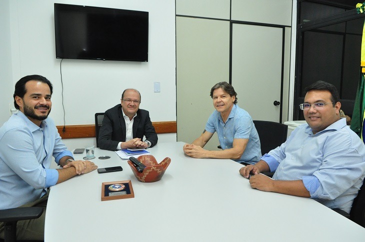 Em Campo Grande, Doutor Gabriel discute investimentos para Corumbá