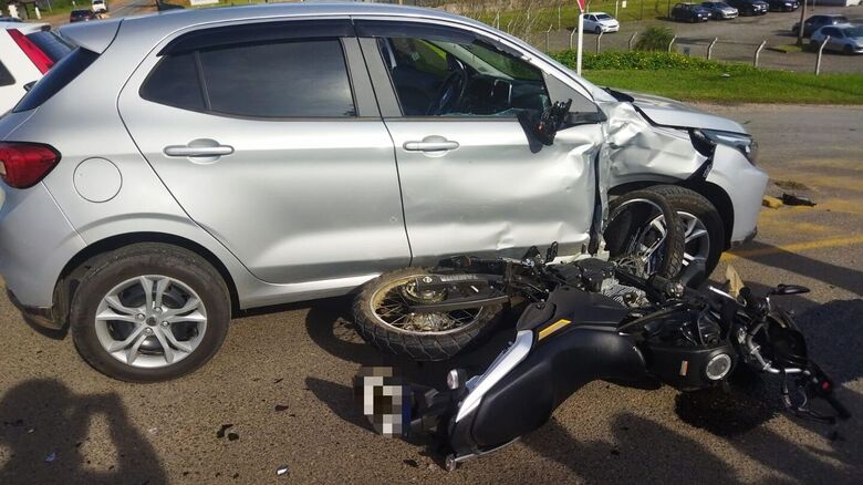 Grave acidente na BR-280 em Corupá deixa motociclista ferida