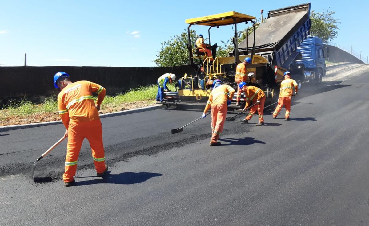 Três Ruas do Bairro Estrada Nova Recebem Pavimentação Asfáltica em Jaraguá do Sul