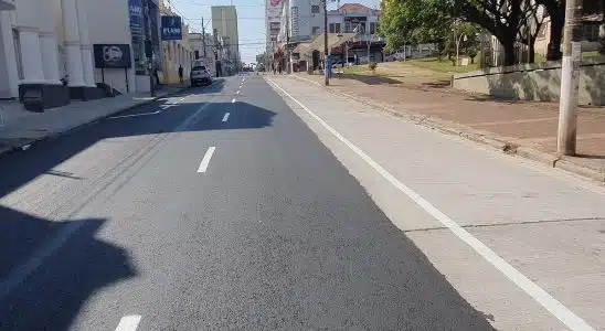 Avenida São Carlos foi liberada para o trânsito