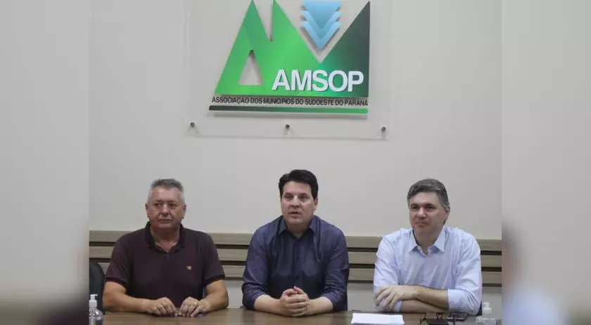 Associação dos Municípios do Sudoeste do Paraná (Amsop) elege nova diretoria por aclamação