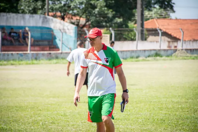 VALMIR ISRAEL: Após grande trabalho no futebol paulista, treinador está de volta ao mercado!