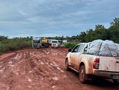 Chuva causa lentidão e bloqueios na BR 158, Veja