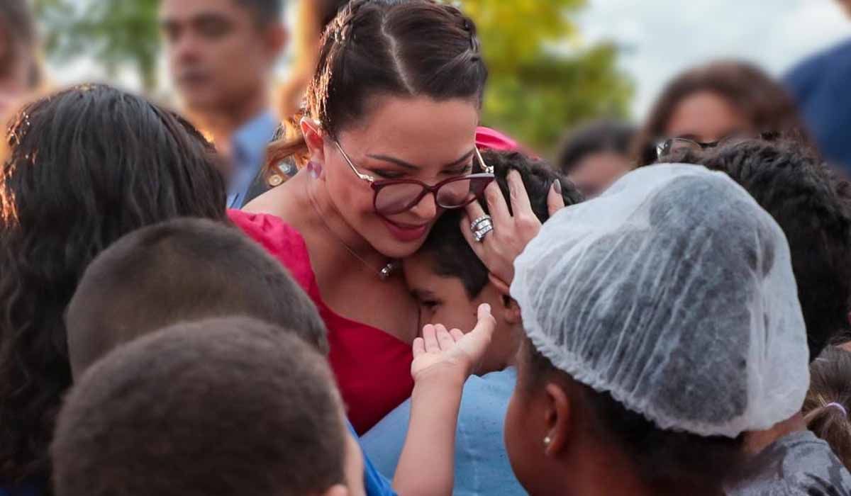 Aniversário de Cuiabá: primeira-dama de MT destaca investimentos sociais e programas para população