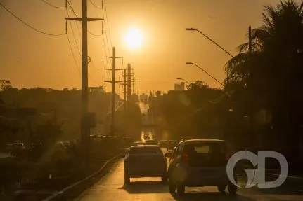 Tempo seco e fumaça fazem 7 cidades cancelarem desfiles do Dia da Independência