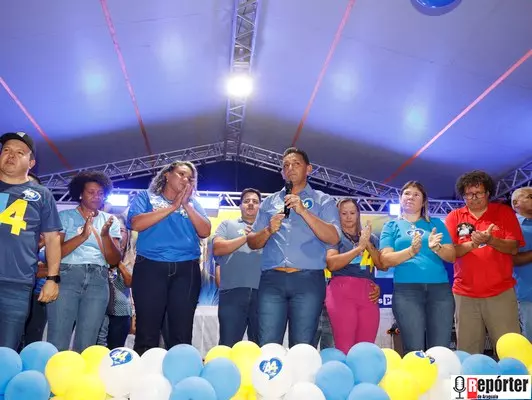 Em comício lotado prefeita Janailza, garante que Tavares e Messias darão continuidade ao seu trabalho realizado nos oito anos do seu mandato