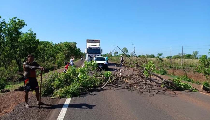 Indígena morre após ser atropelado em rodovia de MT