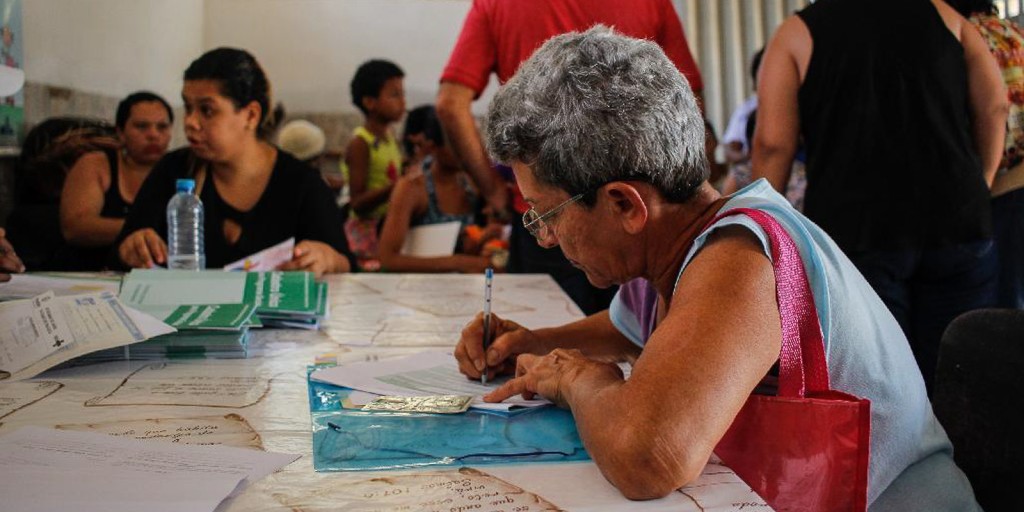 Idosos que recebem Benefício de Prestação Continuada devem procurar o CRAS de sua região