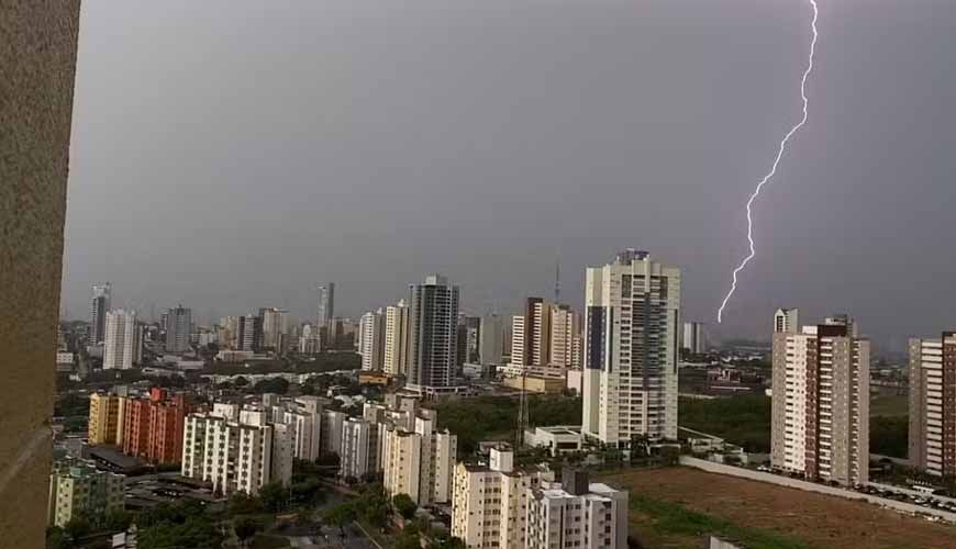 Inmet alerta para chuvas de até 60 milímetros e ventos fortes em MT