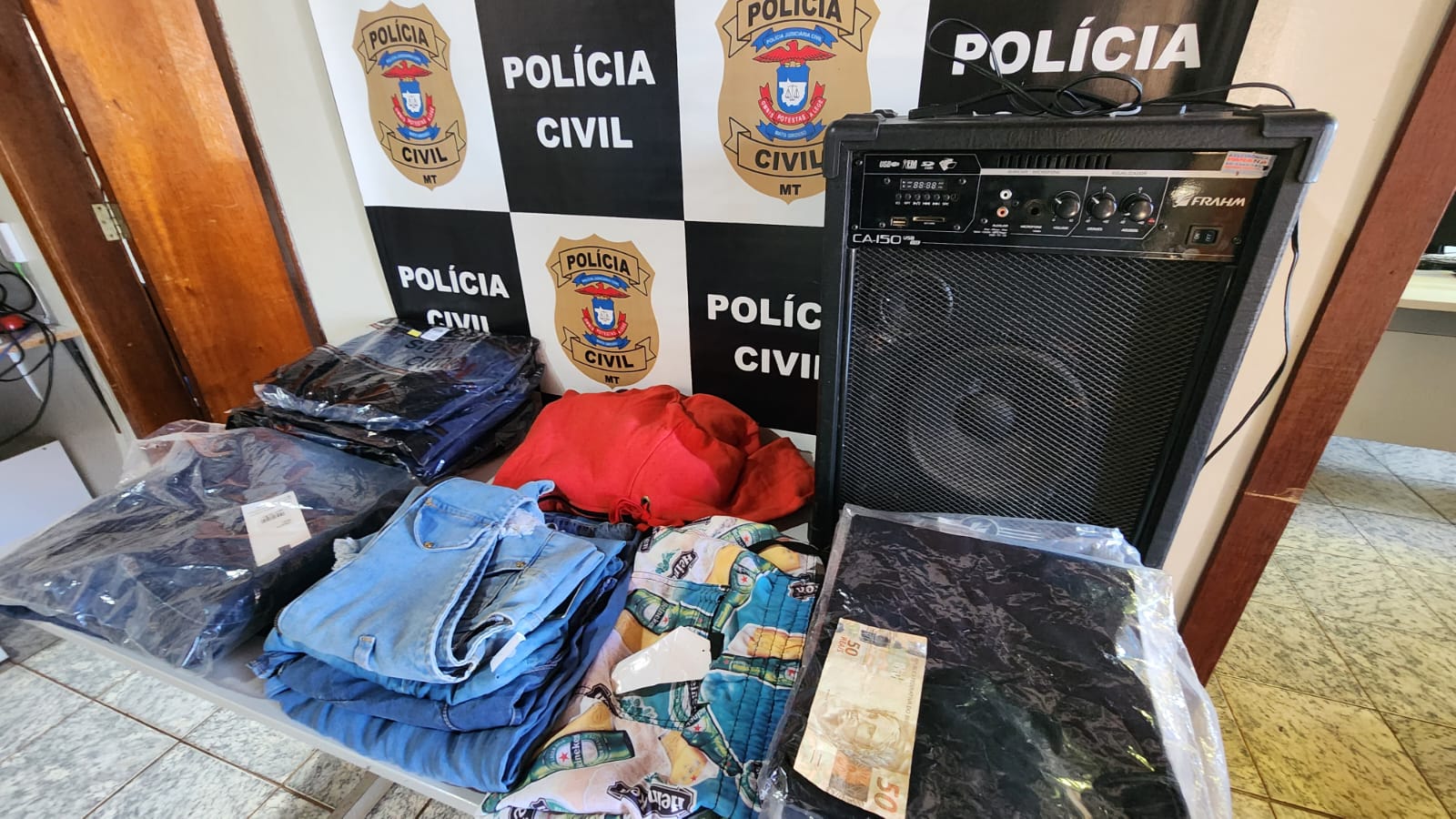 Polícia Civil prende suspeito que arrombou loja em Arenápolis na madrugada e causou prejuízo de R$ 10 mil