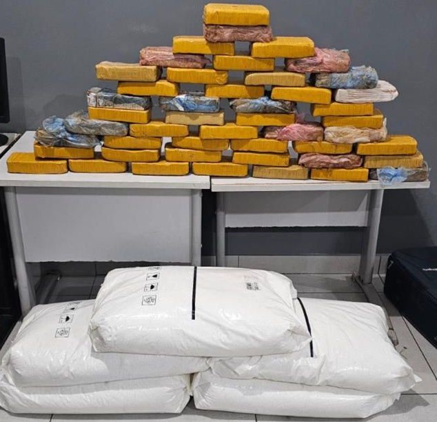 Bope apreende 50 quilos de pasta base de cocaína; prejuízo ao crime organizado é de R$ 950 mil