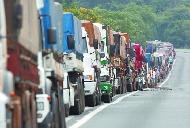 Estudo mostra que rodovias perdem espaço para ferrovias e hidrovias