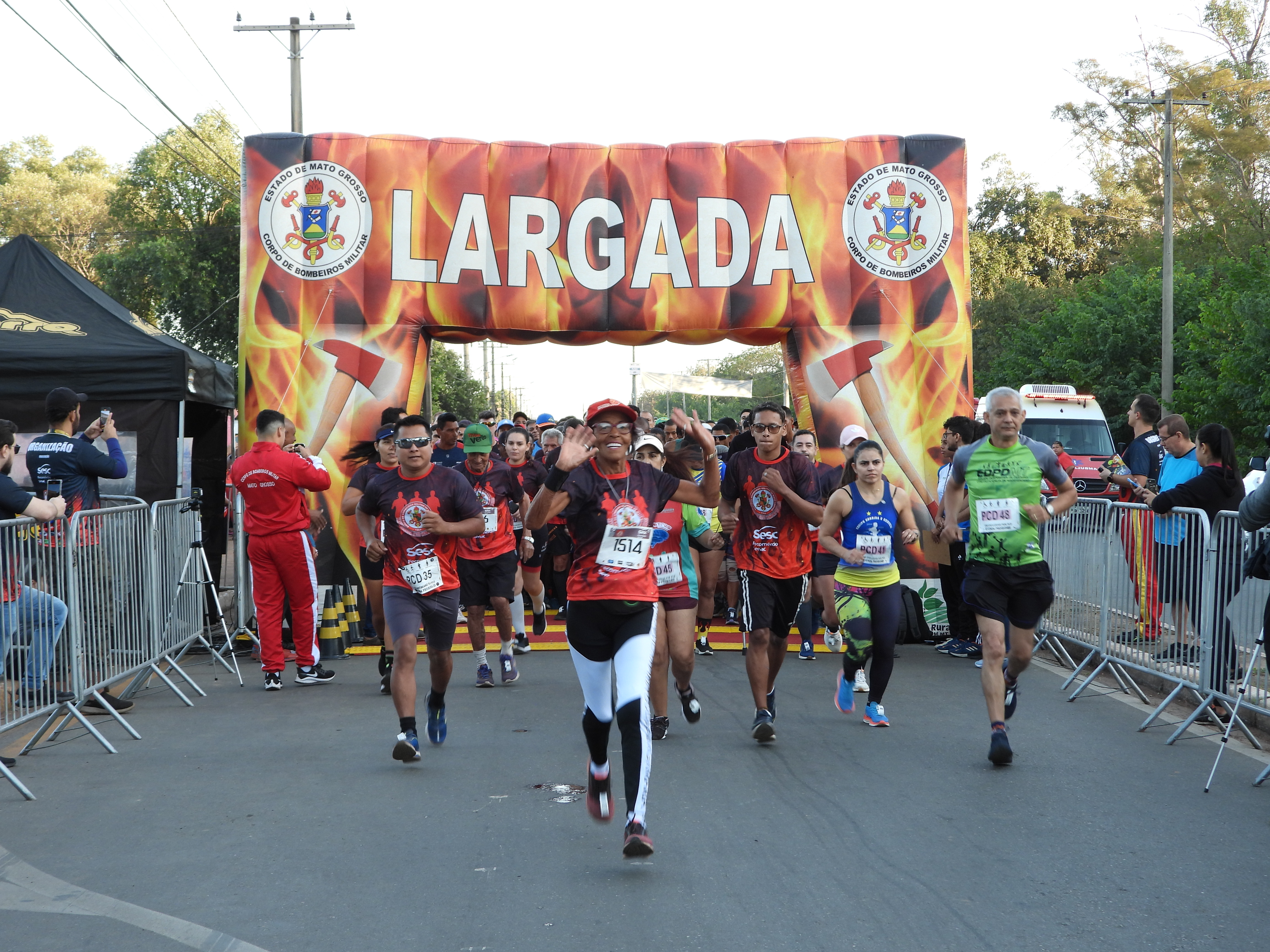 Corpo de Bombeiros inicia entrega de kits para 36ª edição da Corrida Sesc Homens do Fogo