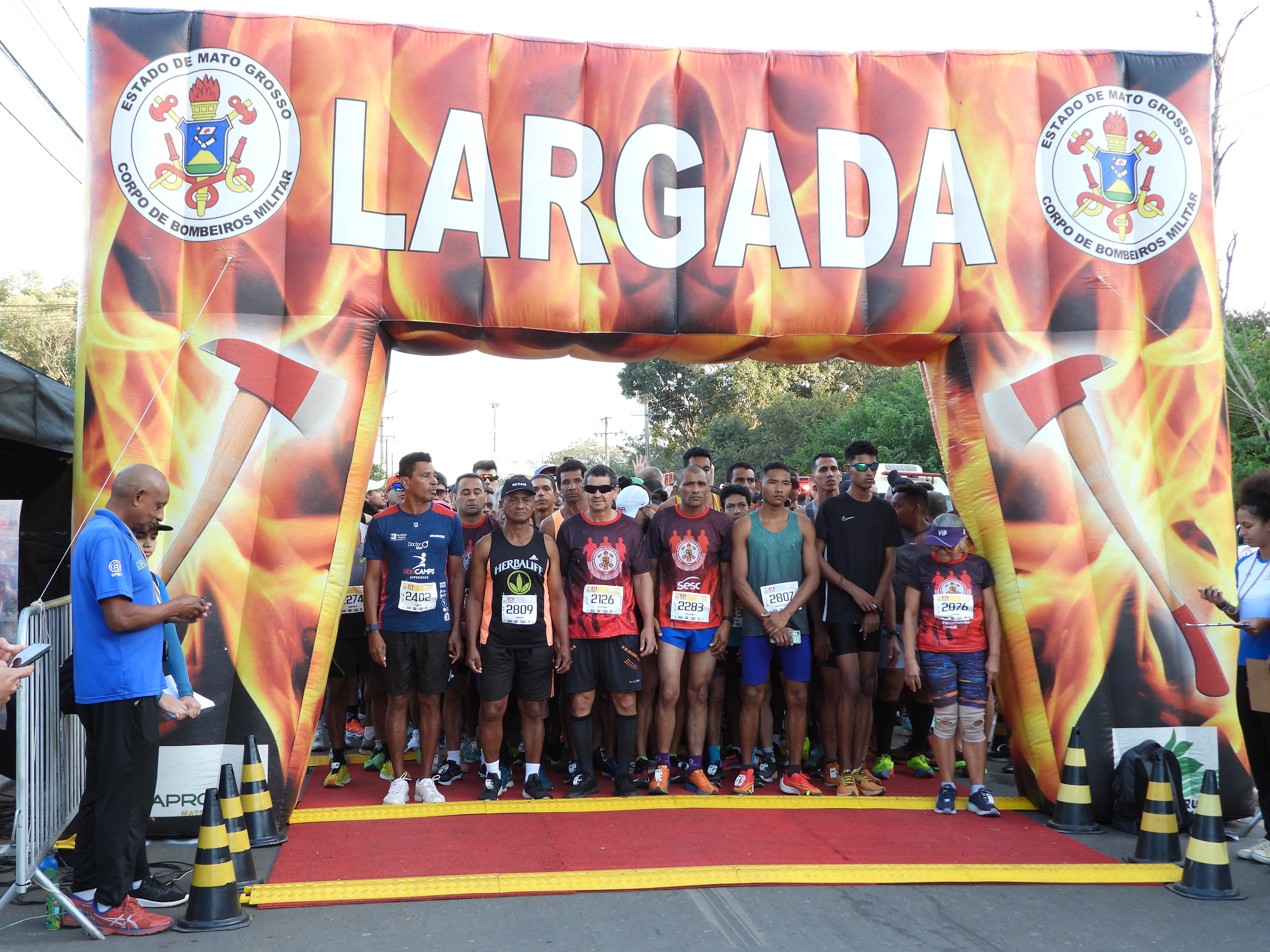 Mais de 2 mil atletas disputam 36ª edição da Corrida Sesc Homens do Fogo neste domingo (24)