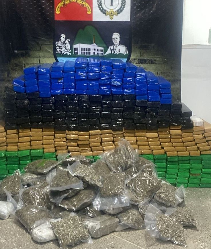 Polícia Militar apreende 484 quilos de maconha em Santo Antônio de Leverger