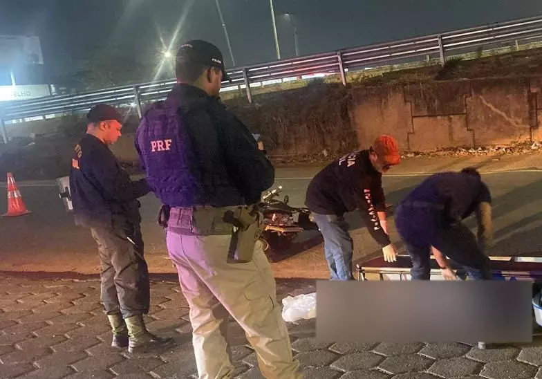 Motociclista morre tragicamente após cair de moto nas proximidades de viaduto