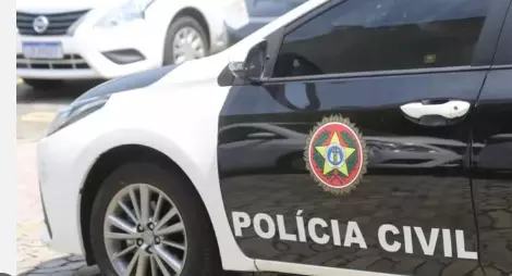 Polícia Civil prende mãe e padrasto por torturar e tentar matar bebê de 11 meses