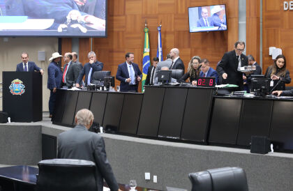 Deputados aprovam projeto que institui a Diretoria Metropolitana de Educação na Seduc