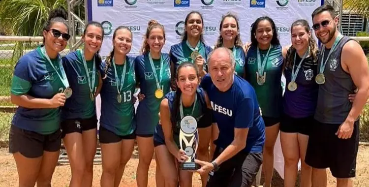 Talentosas meninas do Beach Hand da UNB conquistam ouro no JUDF PRAIA