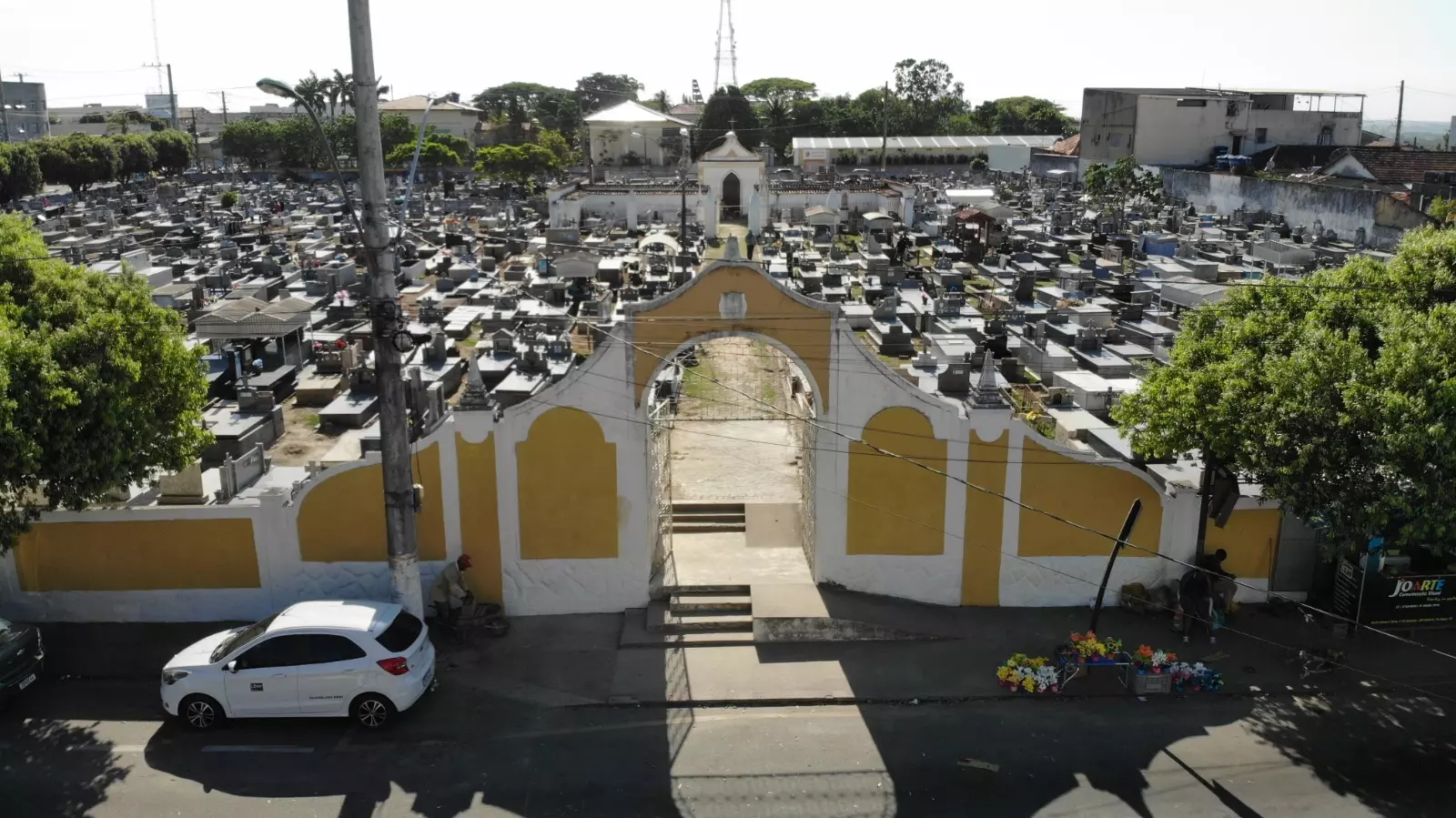 DIA DE HOMENAGEAR OS ENTES FALECIDOS: PREFEITURA DE SÃO MATEUS ESTABELECE HORÁRIO ESPECIAL DE VISITAS AOS CEMITÉRIOS