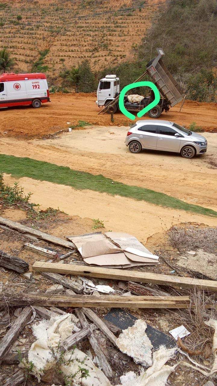 Caçamba cai e mata trabalhador em fazenda de Rio Bananal