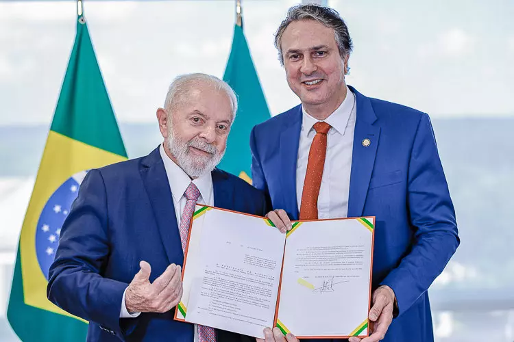 Lula sanciona programa que cria poupança para alunos do ensino  médio