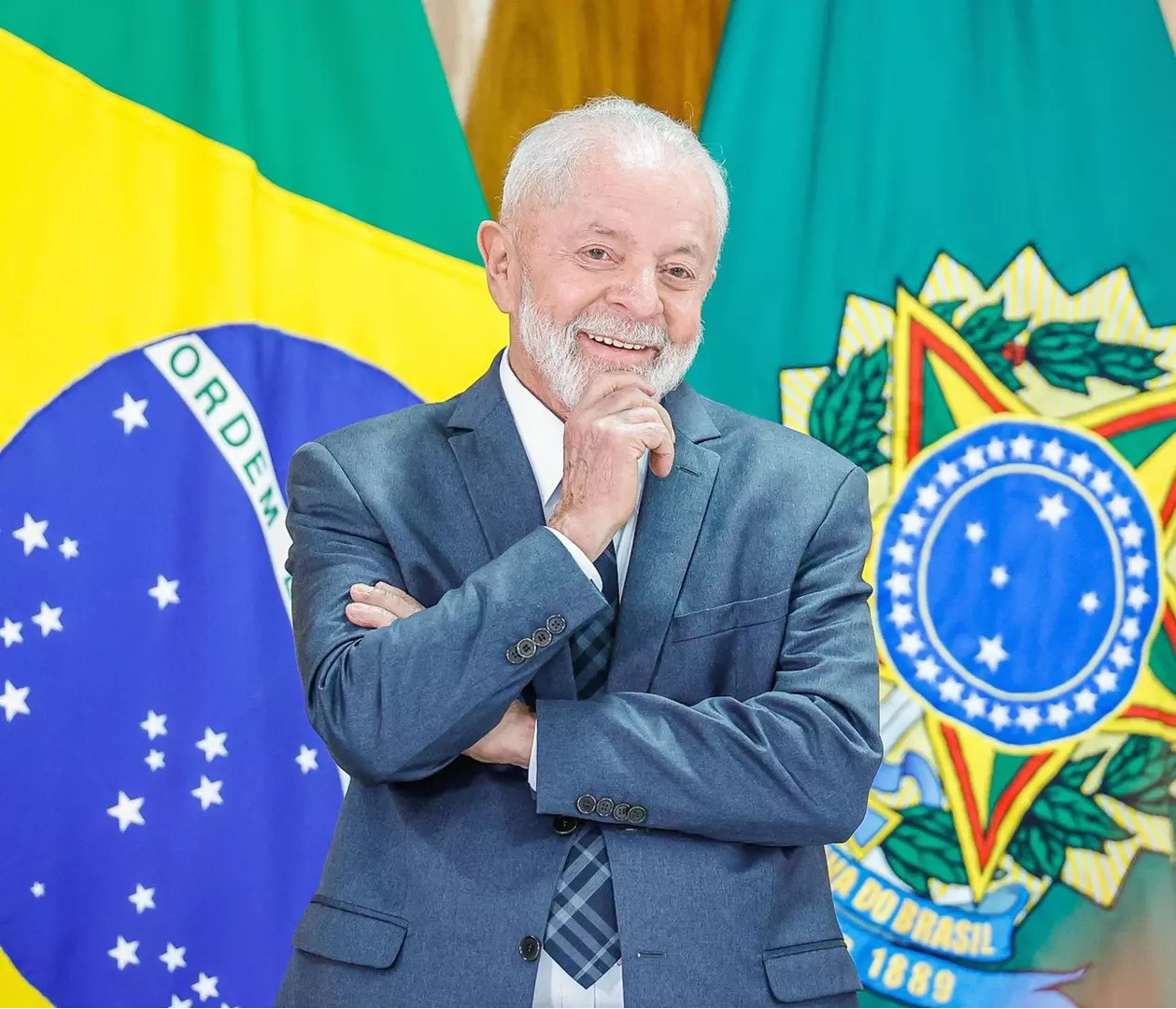 Lula sanciona reajuste da tabela do IR durante ato do Dia do Trabalho