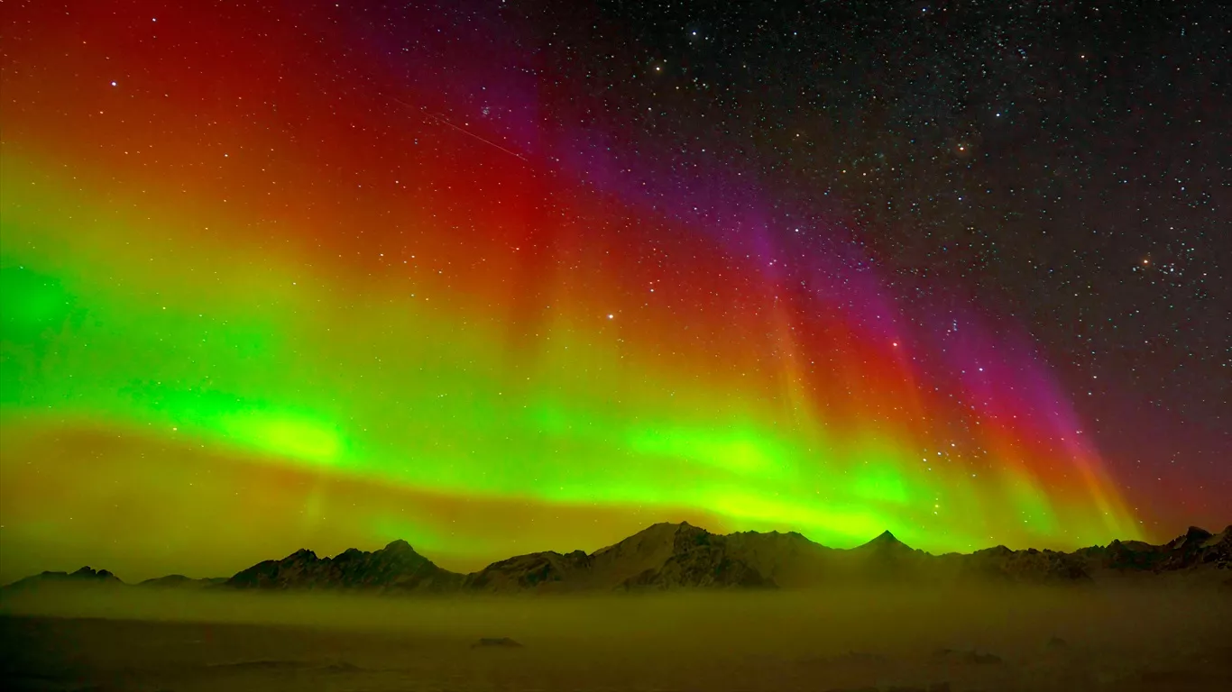 Tempestade solar mais forte em 20 anos espalha Auroras pelo mundo