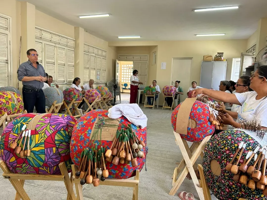 Rendeiras de Itarema, Amontada e Itapipoca tecem novos caminhos com ajuda da Uece