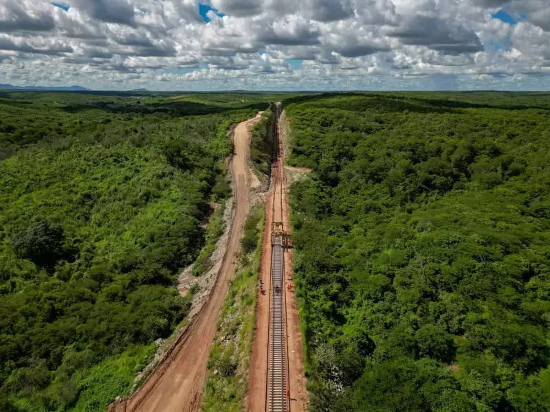 Empresa da Transnordestina busca antecipar para 2024 a ferrovia até o Pecém