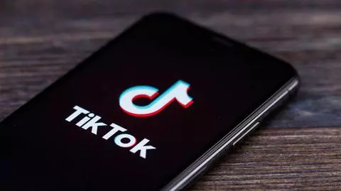 TikTok fora do ar? Usuários relatam instabilidade no aplicativo nesta terça (24)