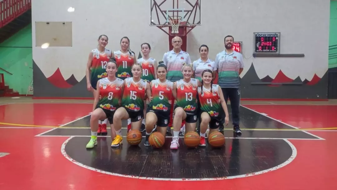 Basquetebol feminino e Badminton masculino de Mafra estão na etapa estadual da Olesc